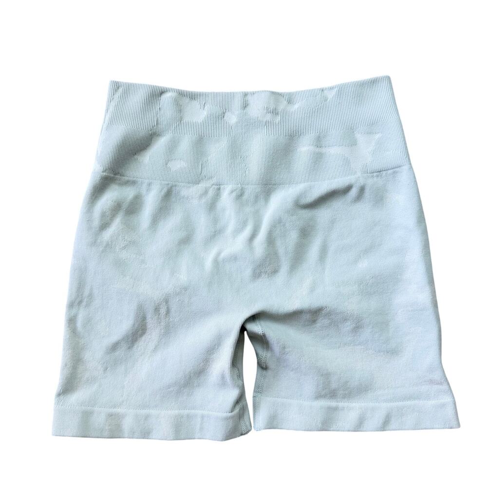 AUROLA Camo Seamless Scrunch Shorts High‑Rise Gym Shorts Women’s XS/S